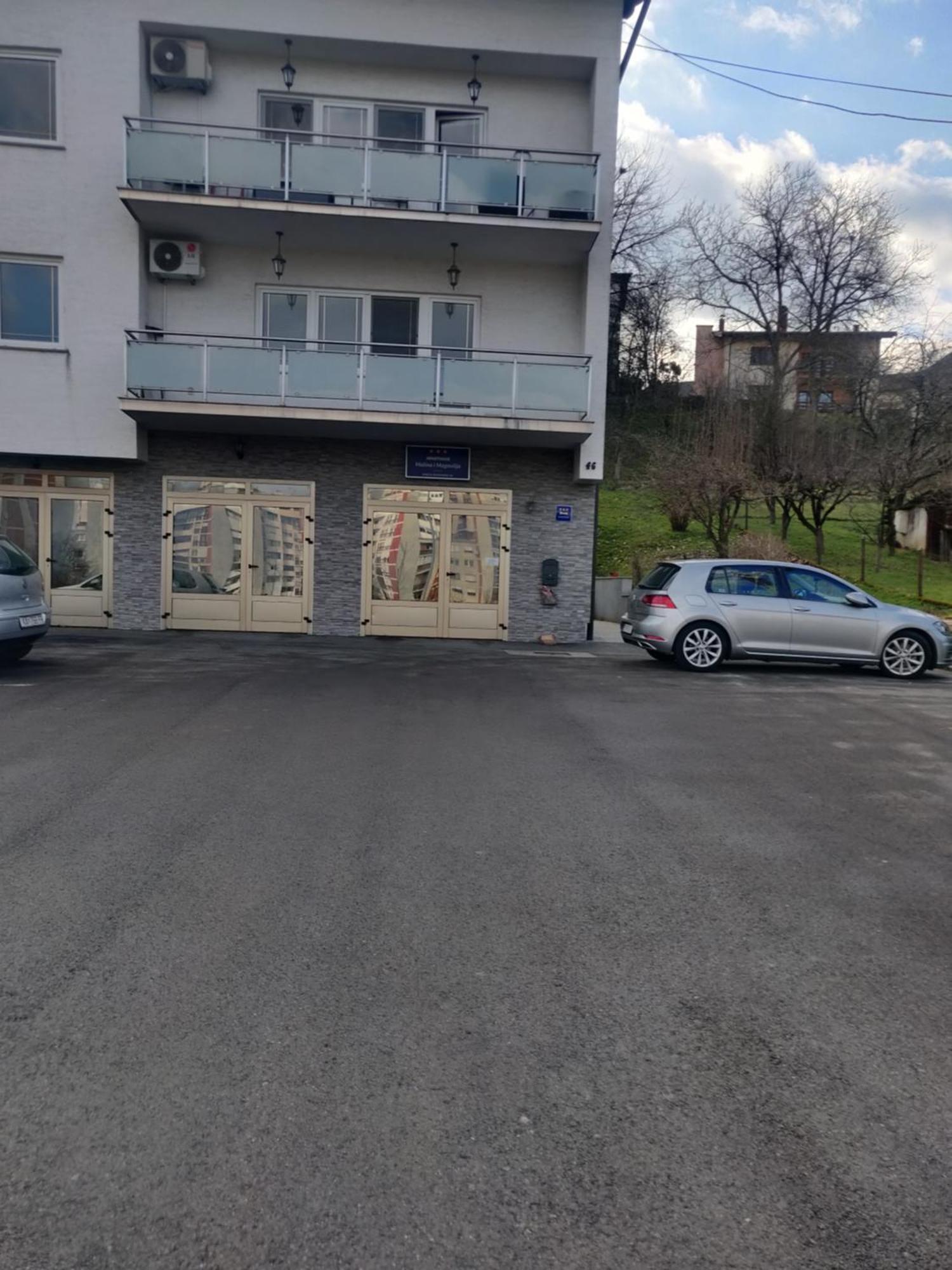 Apartman Malina カルロヴァッツ エクステリア 写真