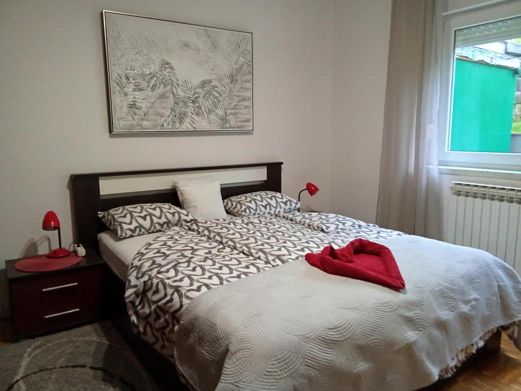 Apartman Malina カルロヴァッツ エクステリア 写真